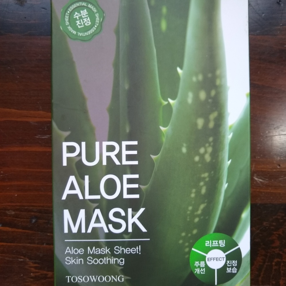 8 Sheet Mask Box! Pure Aloe Masks by Tosowoong